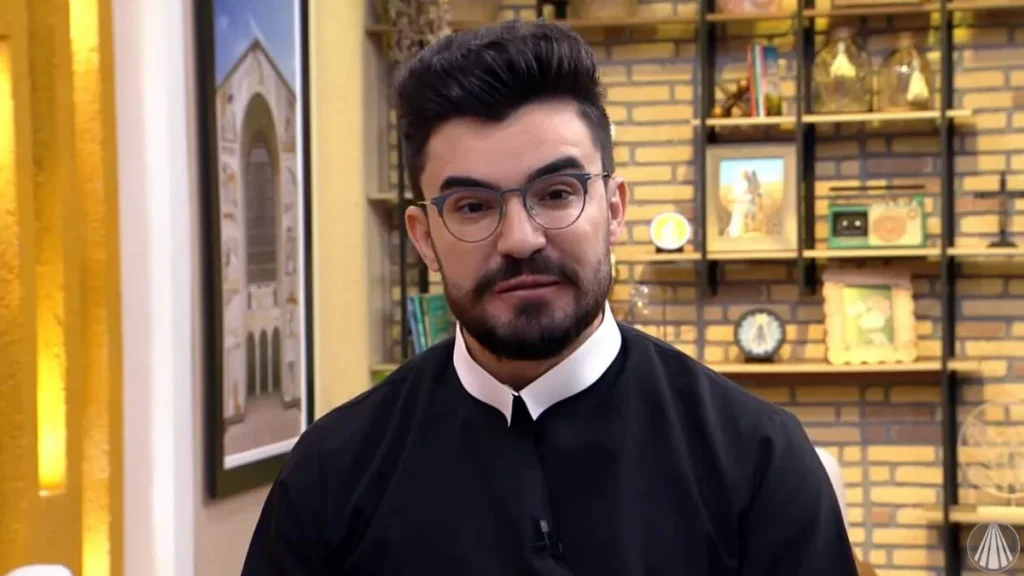 Imagem familia dos devotos do artigo Em 2024, curso anual para Bispos quer refletir o papel do homem na Igreja