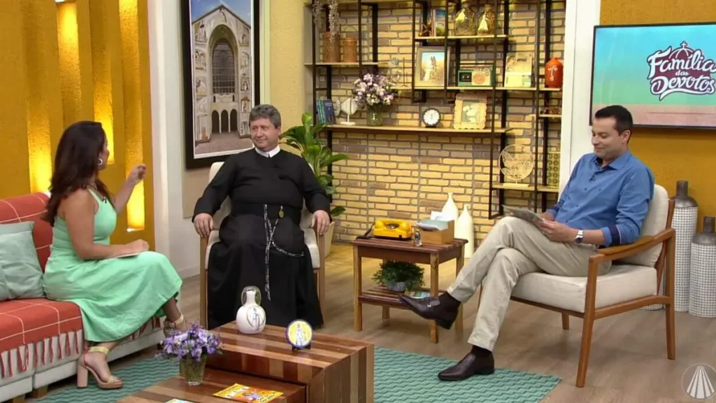 Imagem familia dos devotos do artigo Está chegando o grande momento! Pe. Catalfo conta detalhes sobre a 16ª Romaria do Terço dos Homens