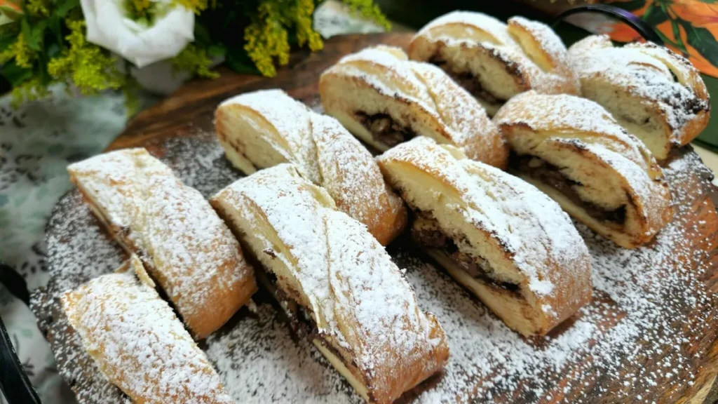 Imagem doce do artigo Pão doce com creme de avelã - Santa Receita