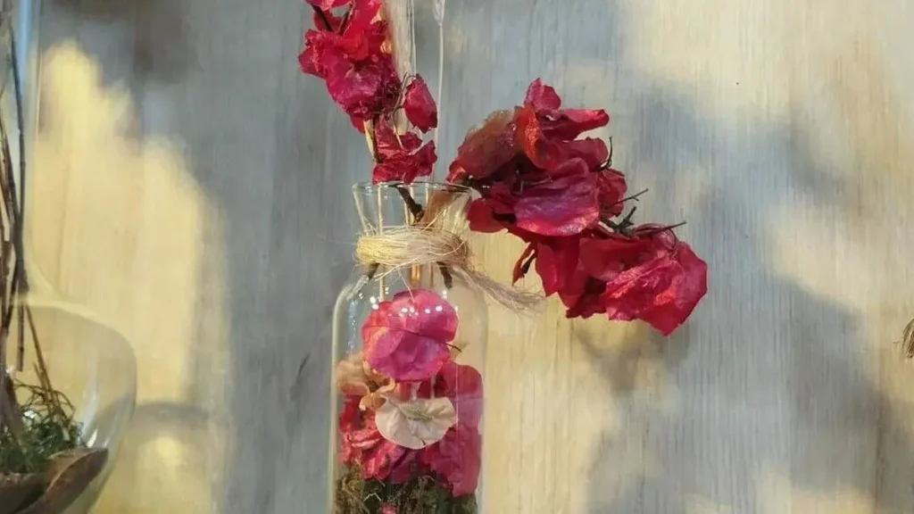 Imagem tingimento flores do artigo Tingimento de Folhas e Flores secas - Faça Você Mesmo
