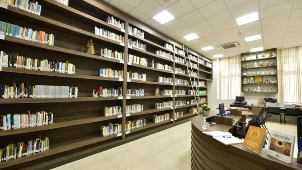 Imagem Biblioteca da Academia Marial do artigo Academia Marial realiza a 2ª edição da Biblioteca Itinerante