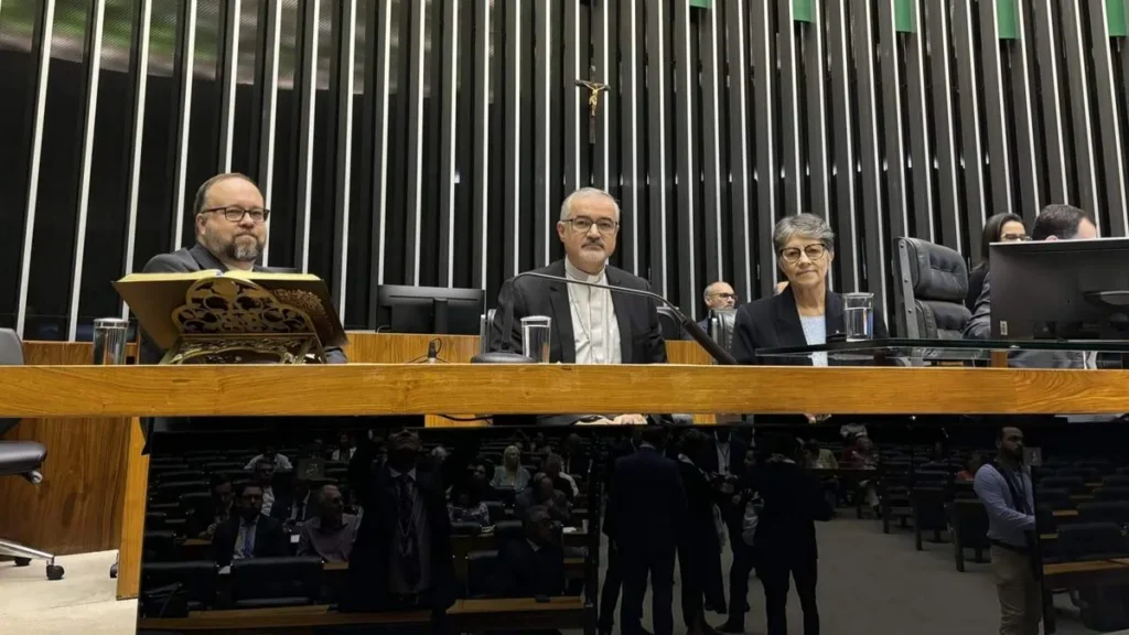 Imagem CNBB na Camara dos Deputados do artigo Campanha da Fraternidade é homenageada na Câmara dos Deputados