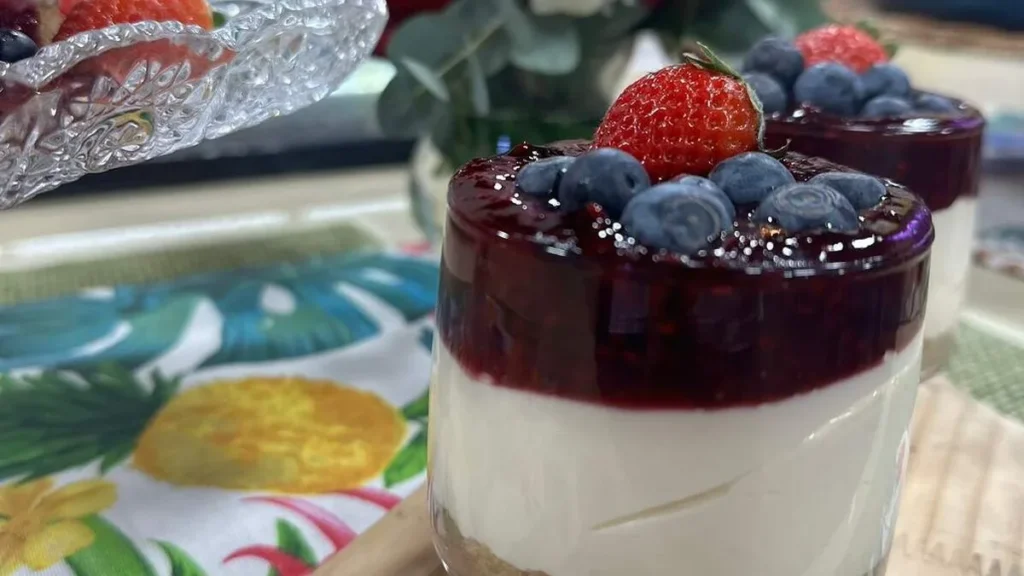 Imagem cheesecake de frutas vermelhas do artigo Cheesecake de Frutas Vermelhas - Santa Receita
