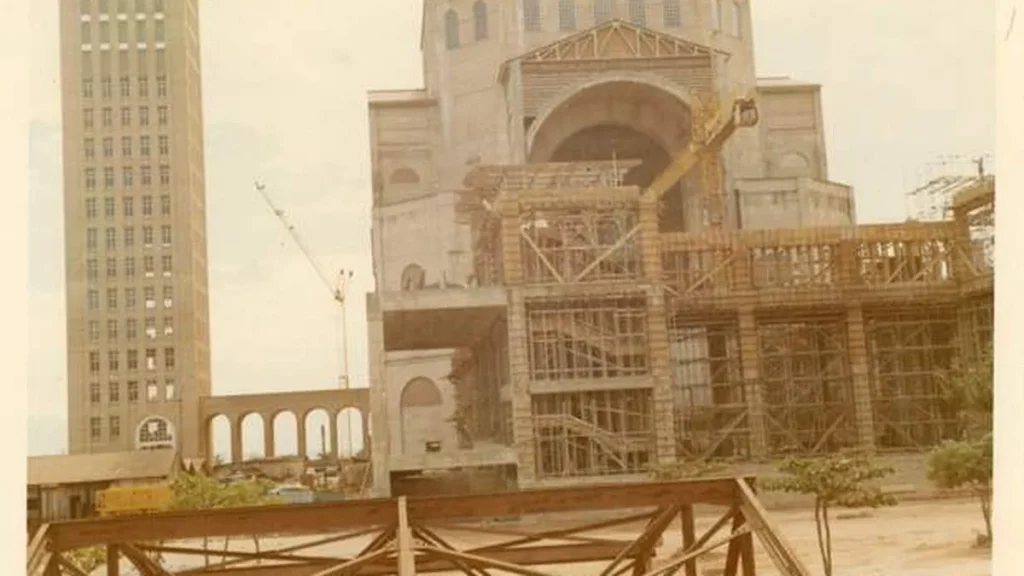 Andamento das obras da Nave Sul em setembro de 1972