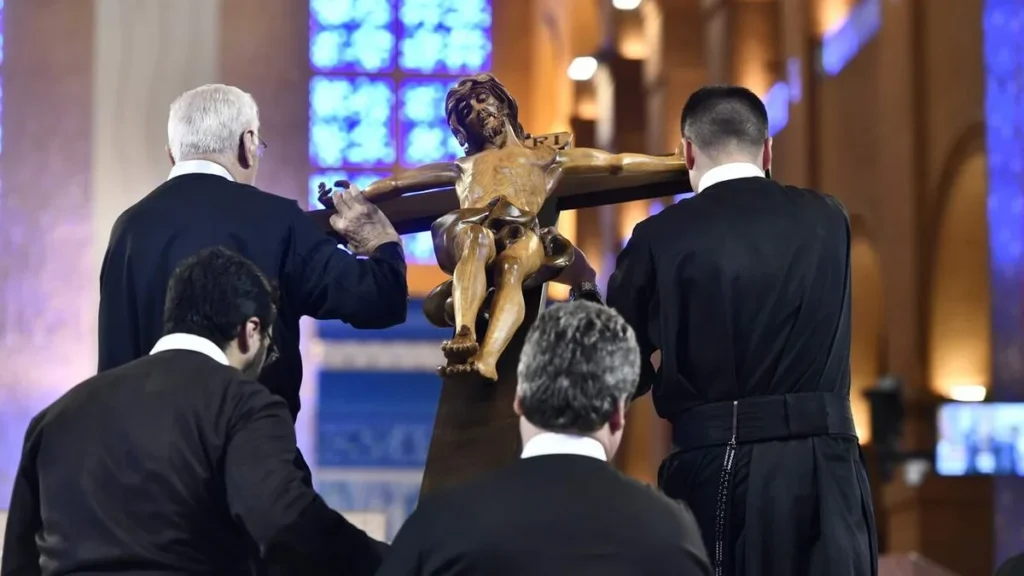 O amor divino se identifica com a sua misericórdia, a sua compaixão por nós