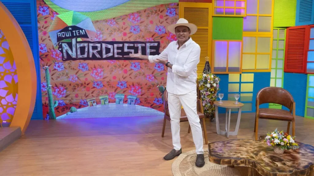 Imagem Frank Aguiar Joao Athaide TV Aparecida do artigo Frank Aguiar recebe Daniel Gonzaga e Chambinho do Acordeon no "Aqui Tem Nordeste"