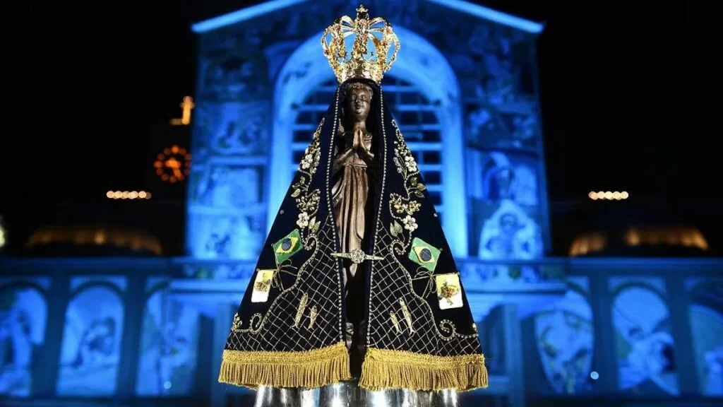 Imagem Entrega Fachada Sul 35 do artigo Reveja o especial Páscoa: Nossa vida em Cristo, a entrega da Fachada Sul