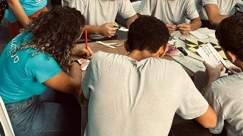 Imagem assistente social na fundacao casa do artigo Testemunho: "minha profissão e minha fé são partes de mim”
