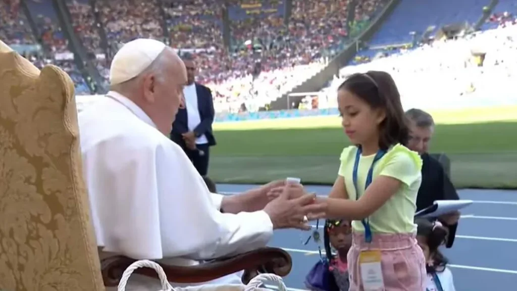 Imagem papa francisco jornada mundial do artigo Devota Mirim representa o Brasil na Jornada das Crianças com o Papa