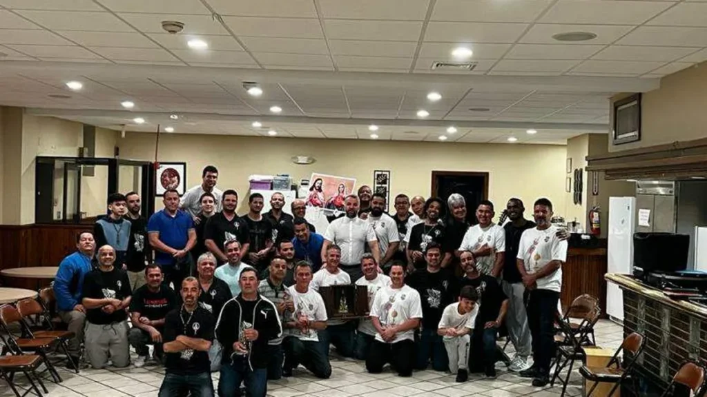 Grupo de Terço dos Homens da paróquia Nossa Senhora Aparecida, de Danbury