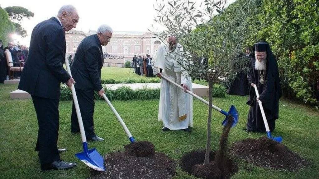 Imagem Papa do artigo Papa retorna ao local que, dez anos atrás, foi palco de gesto de paz entre Palestina e Israel