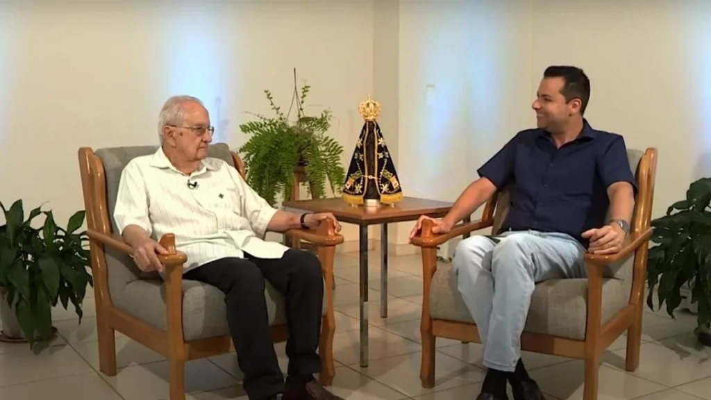 Imagem familia dos devotos 31 05 24 1 do artigo Vamos refletir sobre a consagração da família à Nossa Senhora