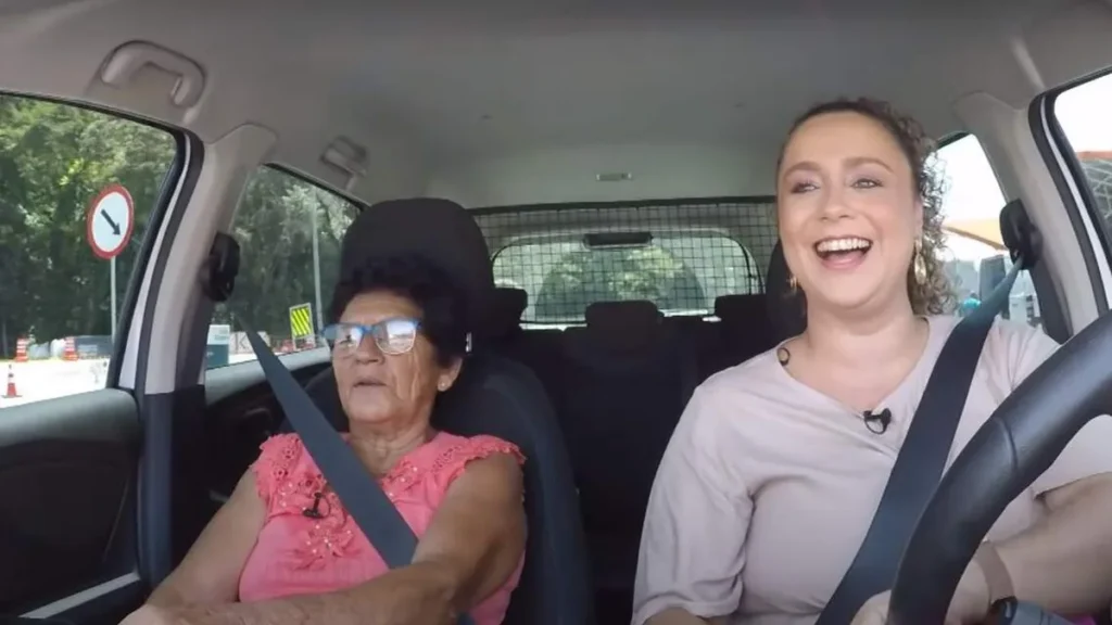 Imagem familia dos devotos 3 do artigo Dona Maria de Lourdes vai de carona com Bianca Láua