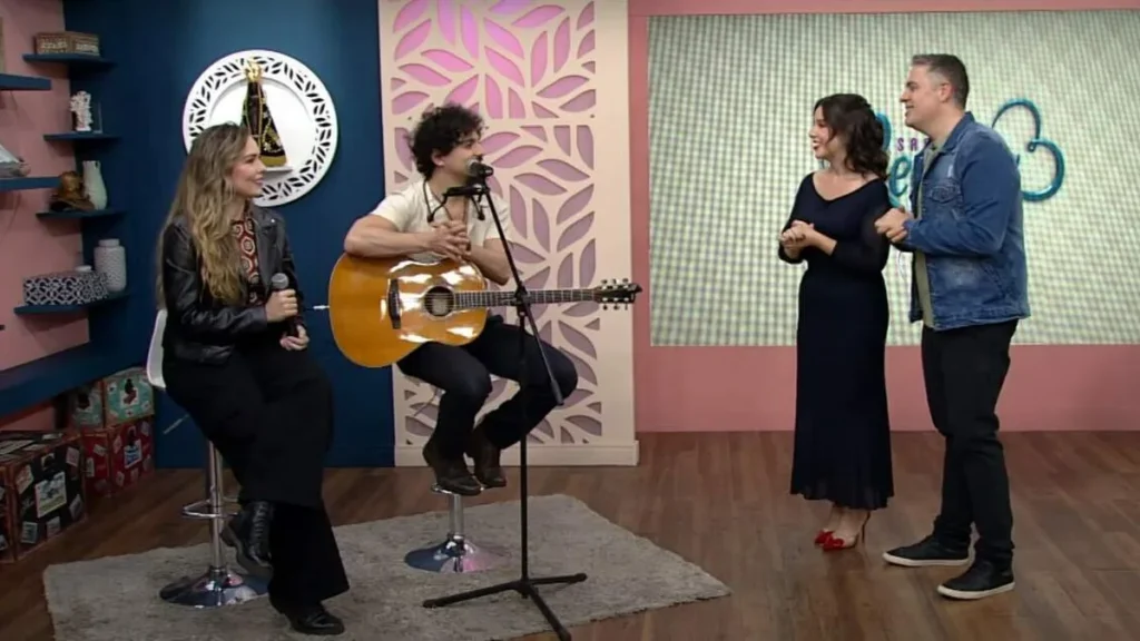 Imagem santa receita 3 do artigo Para quem gosta de música boa: conheça a trajetória da dupla Victor e Gabih
