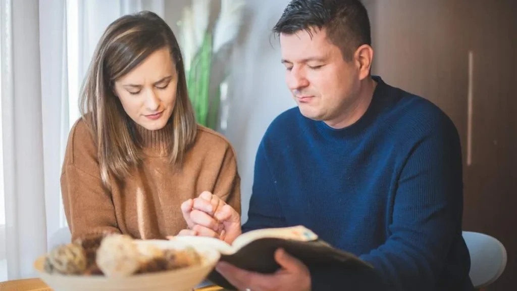 Imagem Casal do artigo A oração do casal: Fortalecendo a união através da espiritualidade