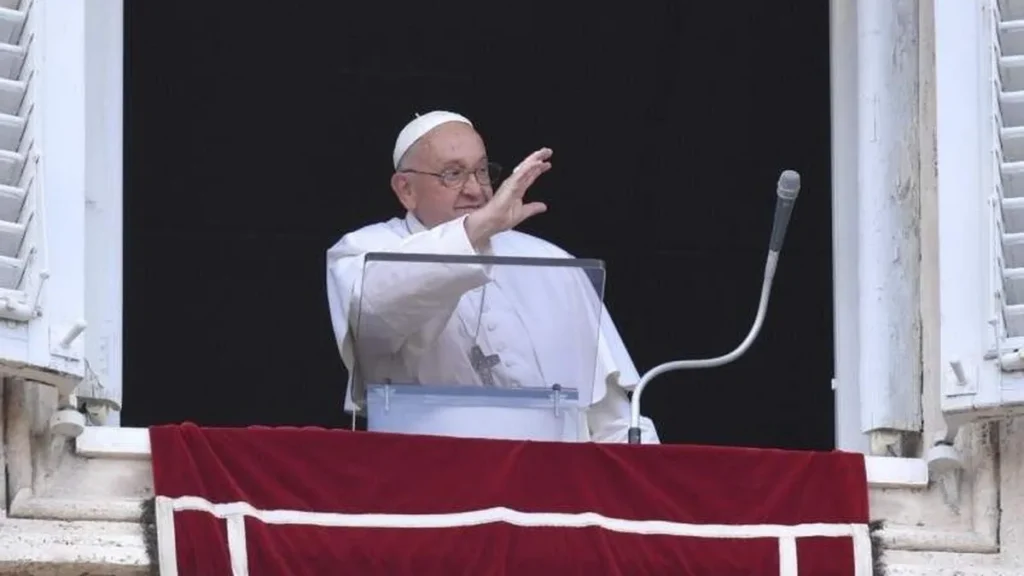 Imagem papa francisco angelus 2024 do artigo “Sejamos semeadores generosos e confiantes do Evangelho”, pede o Papa