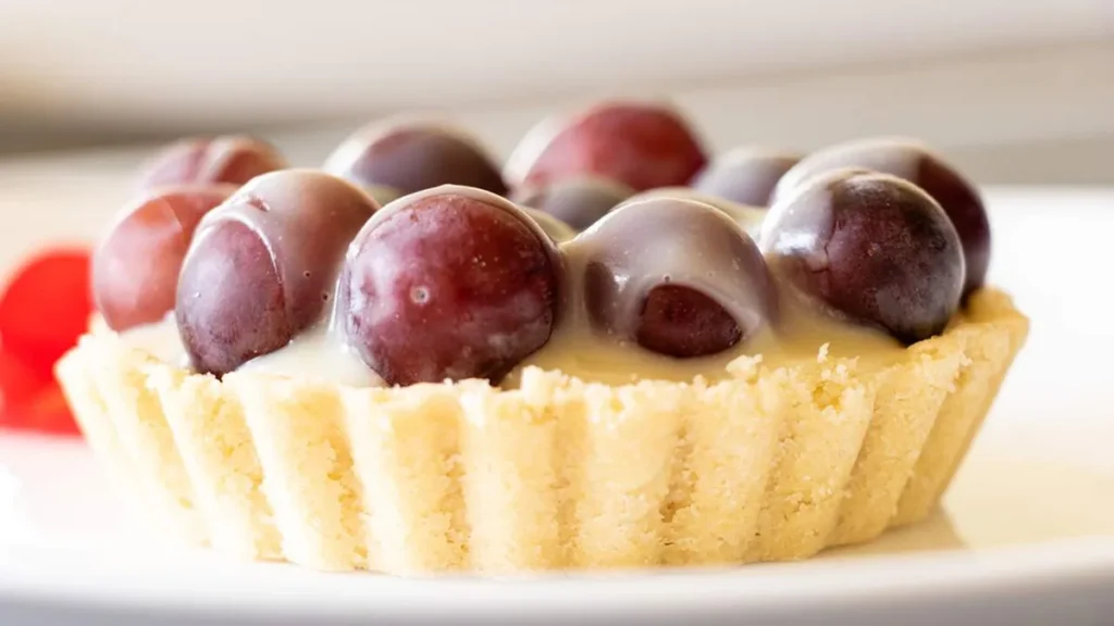 Imagem Torta de queijo com uvas do artigo Dias Mais Doces: Torta de Queijo com cobertura de Uvas