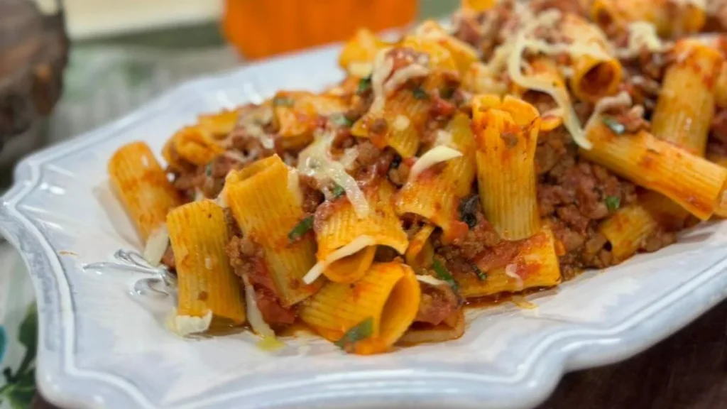 Imagem macarronada com dois molhos santa receita do artigo Macarronada com Dois Molhos - Santa Receita
