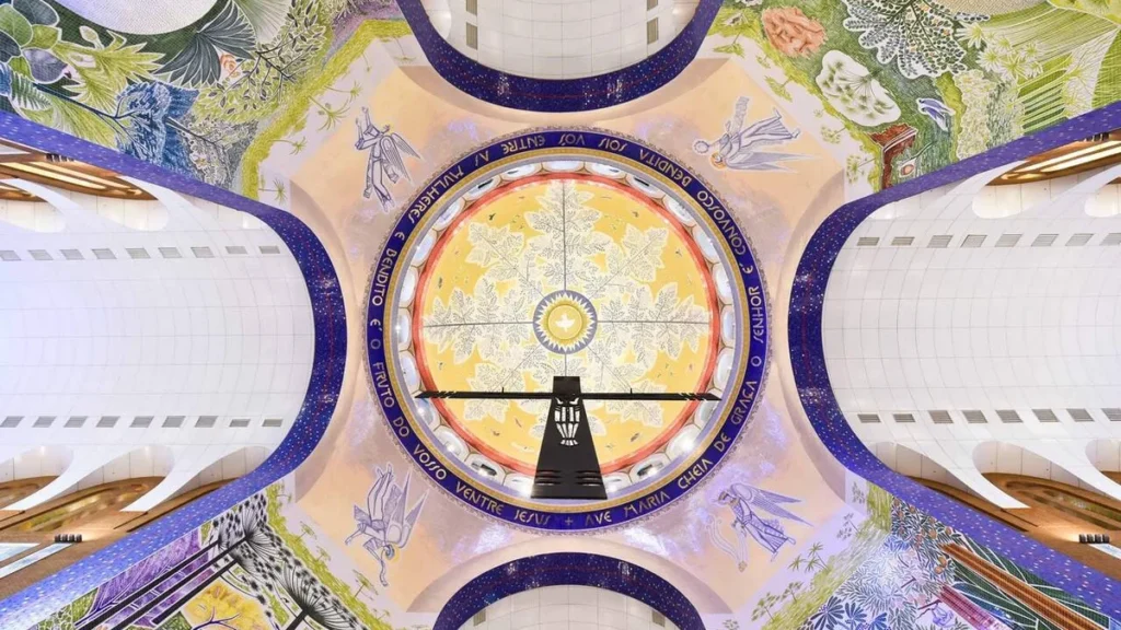 Imagem Cupula do artigo De tijolinho em tijolinho: O nascimento da Família dos Devotos