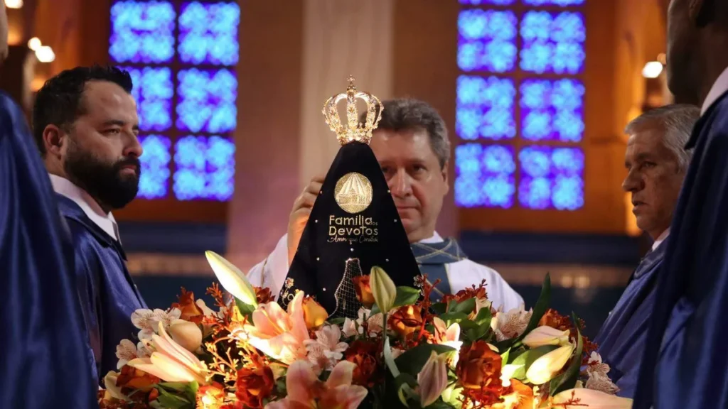Imagem Missa de Abertura Romaria Familia dos Devotos 25 anos do artigo Família dos Devotos completa 25 anos de evangelização