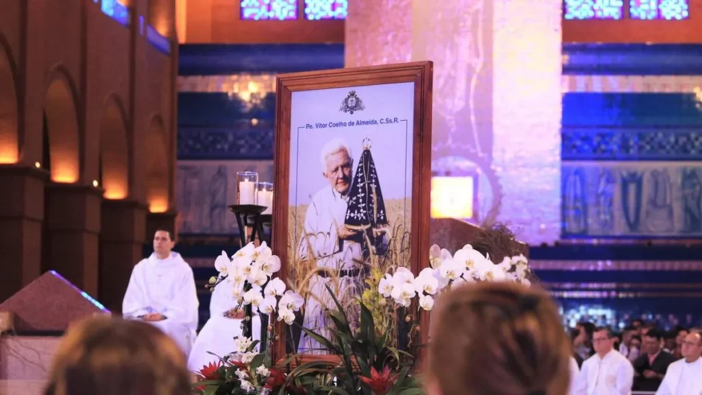 Imagem Triduo e festa Padre vitor coelho de almeida by Santuario Nacional do artigo TV Aparecida transmite tríduo e festa em preparação a 13ª Romaria Padre Vitor