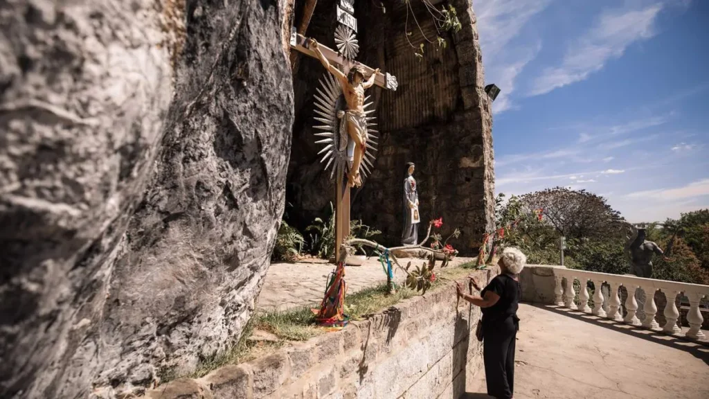 Imagem Gruta Bom Jesus da Lapa 1 do artigo As grutas do Santuário de Bom Jesus da Lapa