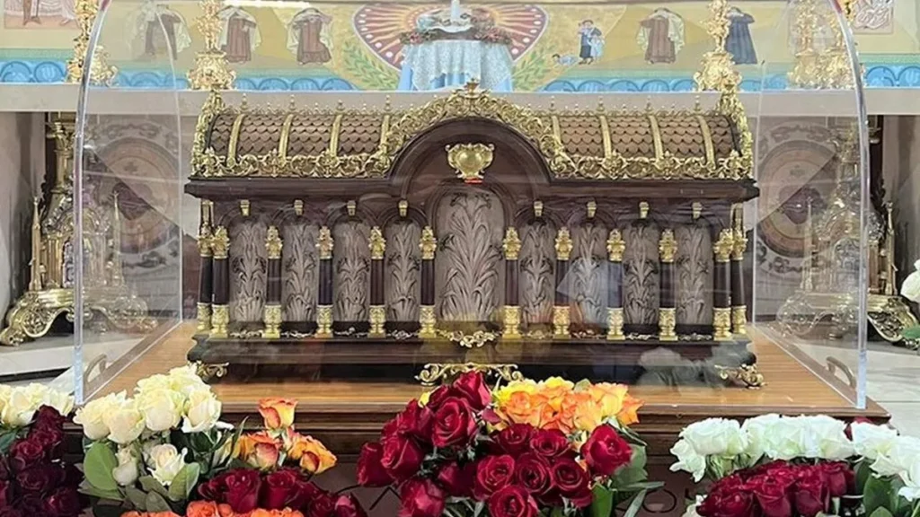 Imagem Reliquias de Santa Teresinha 2 do artigo Confira a programação da peregrinação das relíquias de Santa Teresinha em Aparecida