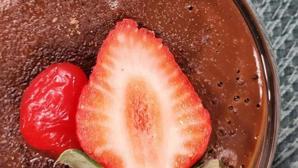 Imagem mousse de chocolate e maca santa receita do artigo Mousse de Chocolate e Maça - Santa Receita