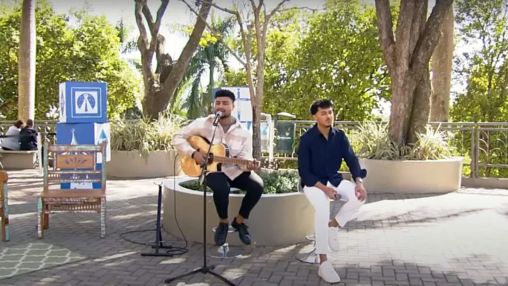 Imagem sabado no santuario 3 do artigo Lindas músicas para sentir a presença de Deus, nosso criador com Ramon e Rafael