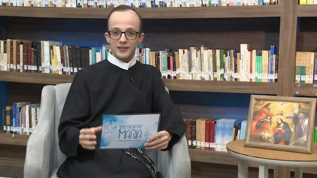 Imagem escola de maria do artigo Devoção a Nossa Senhora Rainha: O legado de Maria