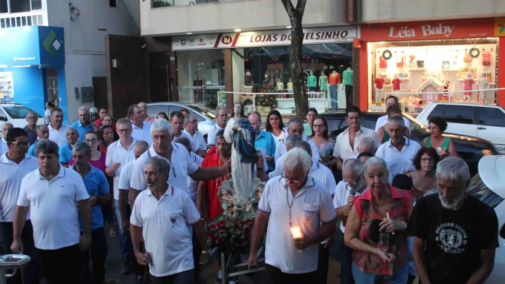 Grupo de Terço dos Homens da Paróquia Nossa Senhora da Conceição, de Alfredo Chaves (ES)