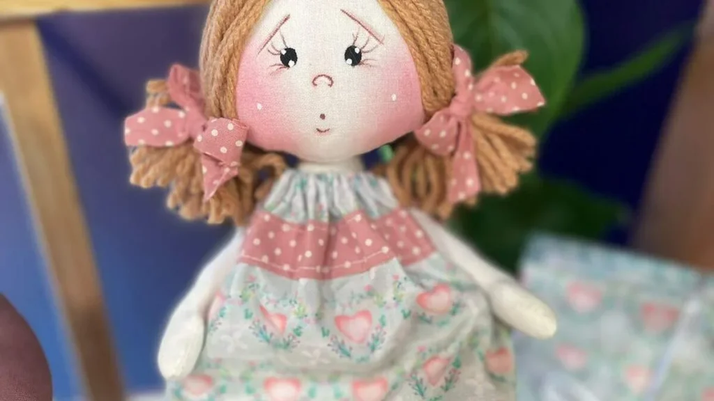 Imagem bonequinha laurinha faca voce mesmo do artigo Bonequinha Laurinha - Faça Você Mesmo