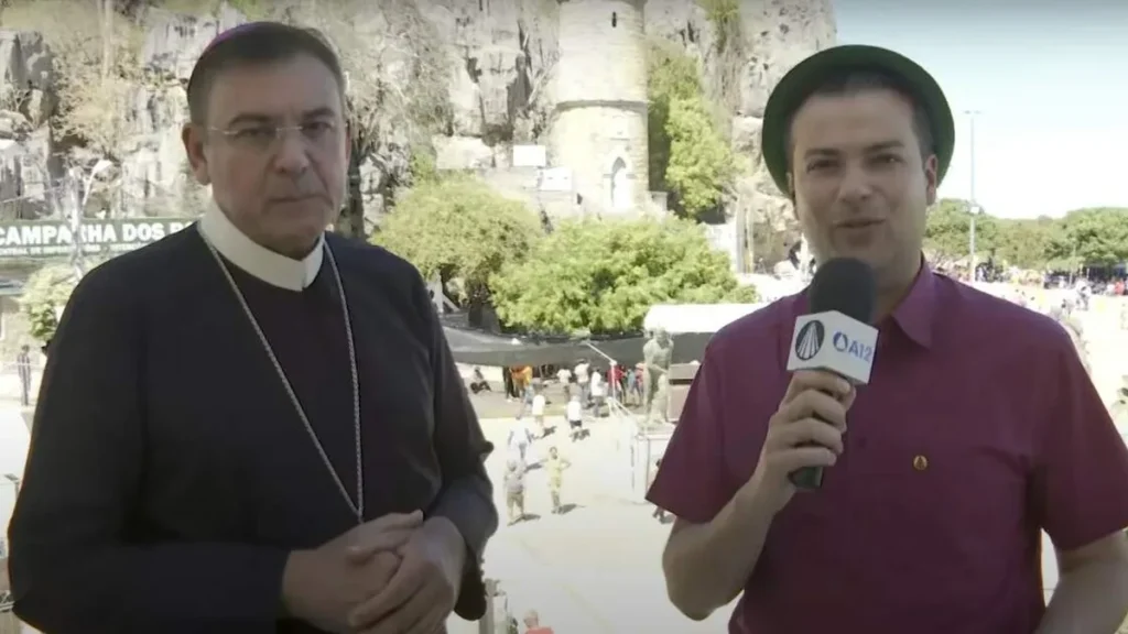 Imagem familia dos devotos 3 do artigo Dom Francisco de Assis conta a alegria em celebrar a festa do Bom Jesus da Lapa