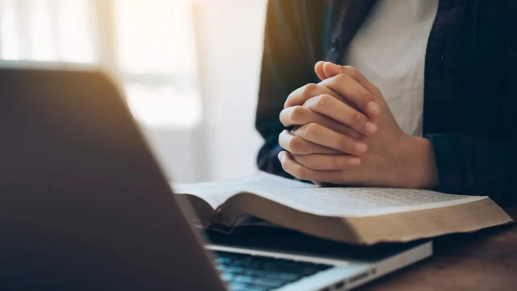 Imagem Evangelizacao digital do artigo Reze no Santuário: Espiritualidade e informação, na palma da sua mão!