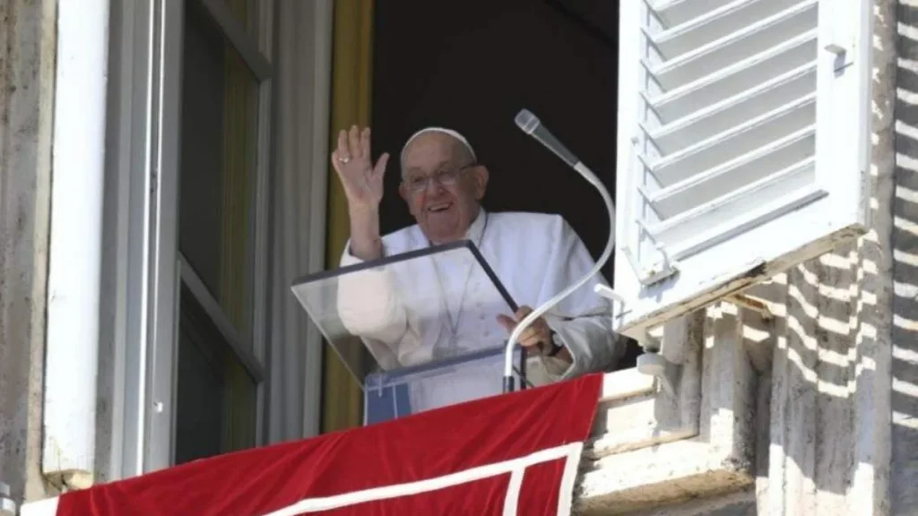Imagem papa rezando o angelus do artigo Angelus: Papa reflete sobre conhecer Jesus verdadeiramente