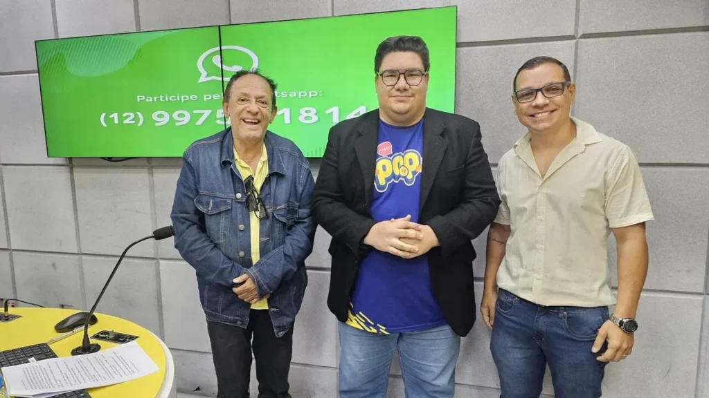 Imagem Ze Louquinho e vice no Jornal Regional do artigo "A política é um ato de coragem e humildade", diz Prefeito eleito em Aparecida
