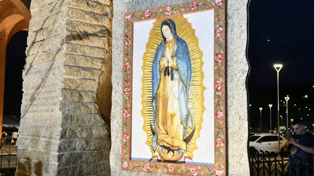 Imagem Monumento NS Guadalupe do artigo Com apoio da Família dos Devotos, Santuário Nacional inaugura Monumento em homenagem a Nossa Senhora de Guadalupe
