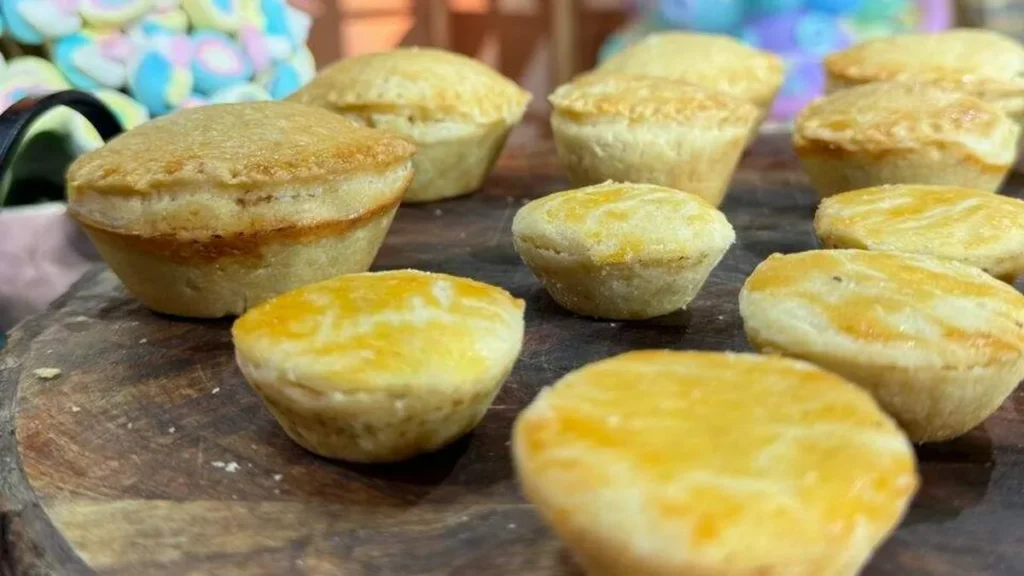 Imagem Emapdinha de carne com queijo sabor de vida do artigo Empadinha de carne – Sabor de Vida