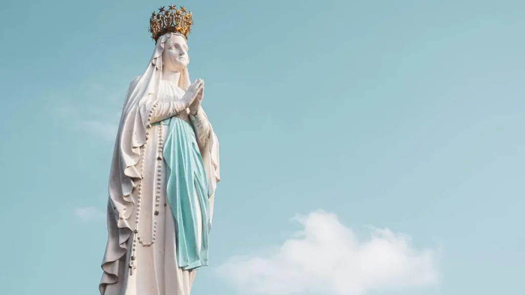 Imagem Nossa Senhora de Lourdes do artigo Crianças que receberam mensagens de Nossa Senhora