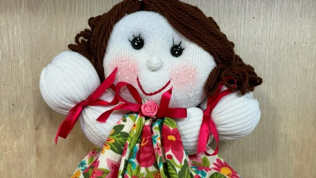 Imagem boneca de meia diy faca voce mesmo do artigo Boneca de meia (DIY) - Faça Você Mesmo
