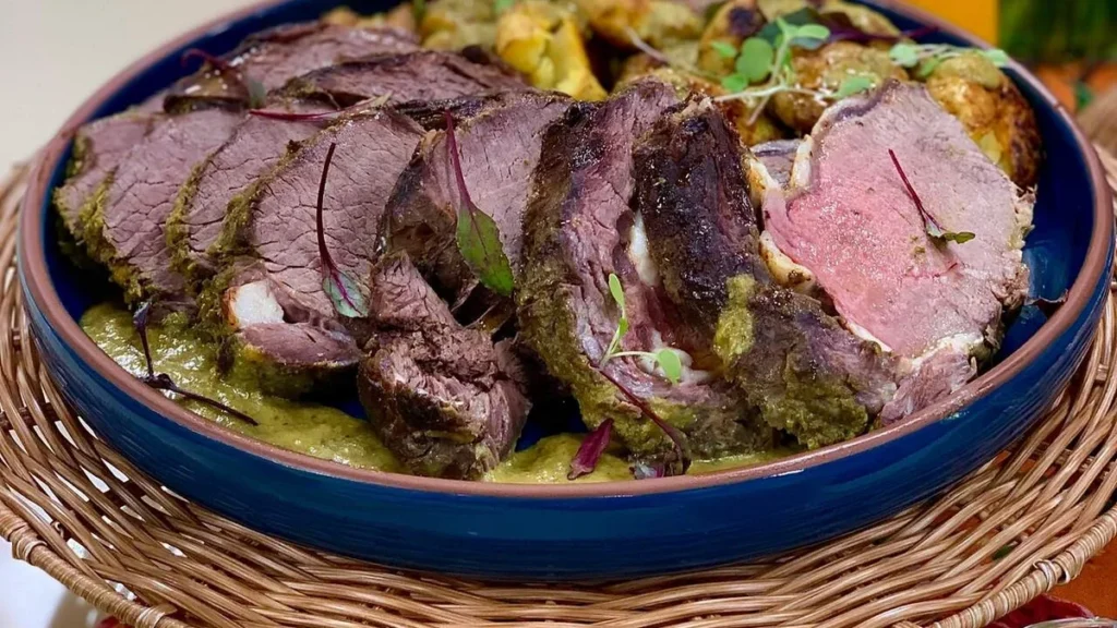 Imagem carne assada com molho de ervas santa receita do artigo Carne Assada com Molho de Ervas - Santa Receita