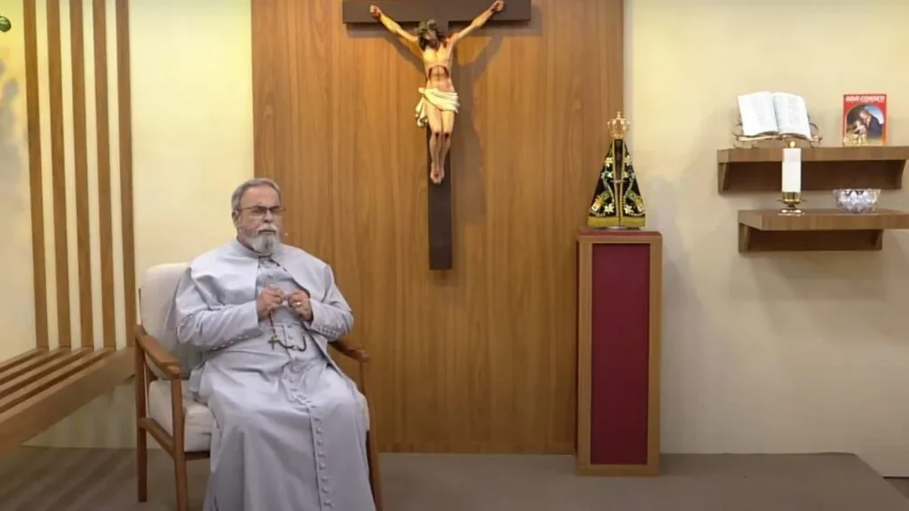 Imagem terco de aparecida do artigo Terço de Aparecida com Pe. Antonio Maria - 02 de outubro de 2024