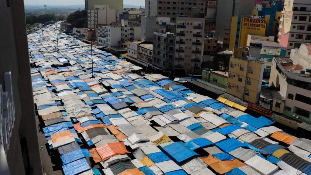 Imagem feira livre aparecida do artigo Em Aparecida, Justiça autoriza bancas da feira livre montadas até 26 de janeiro