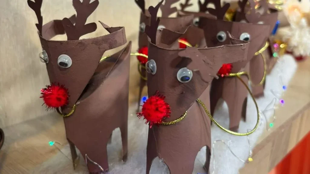Imagem treno e renas do papai noel faca voce mesmo do artigo Trenó e Renas do Papai Noel com rolos de papel - Faça Você Mesmo