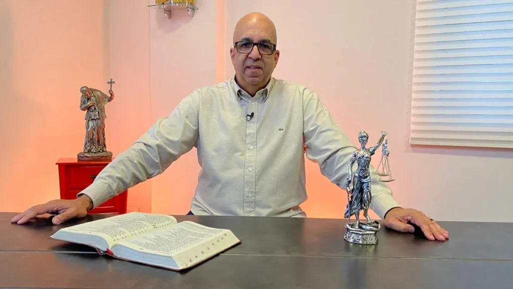 Imagem Padre Mauro Vilela by vinicius silva 6 do artigo Reveja: Diálogos aborda os desafios do Cristianismo