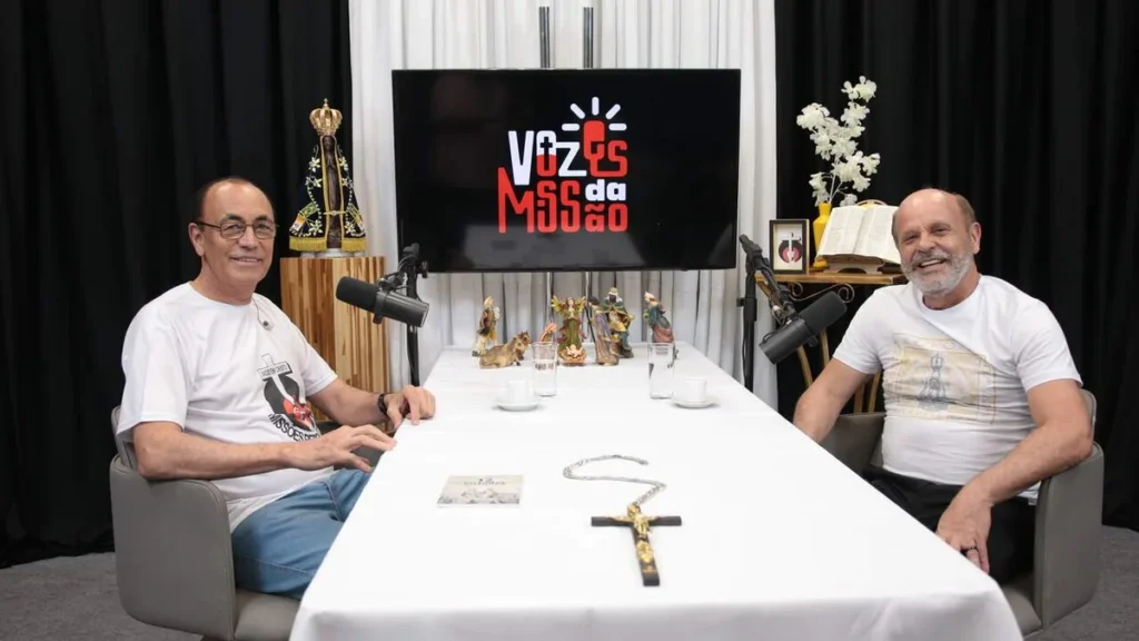 Imagem Irmao Viveiros e Padre Ronaldo Divino Vozes da Missao do artigo Videocast das Santas Missões destaca o sacramento da Crisma