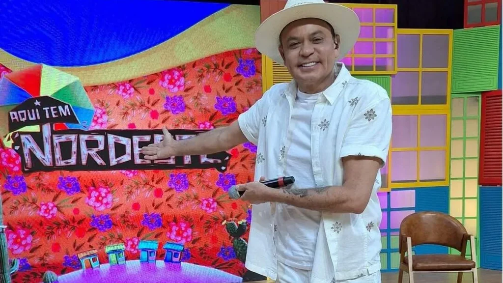 Imagem Frank Aguiar Producao TV Aparecida do artigo Frank Aguiar recebe no palco da TV Aparecida o cantor e sanfoneiro Flávio José