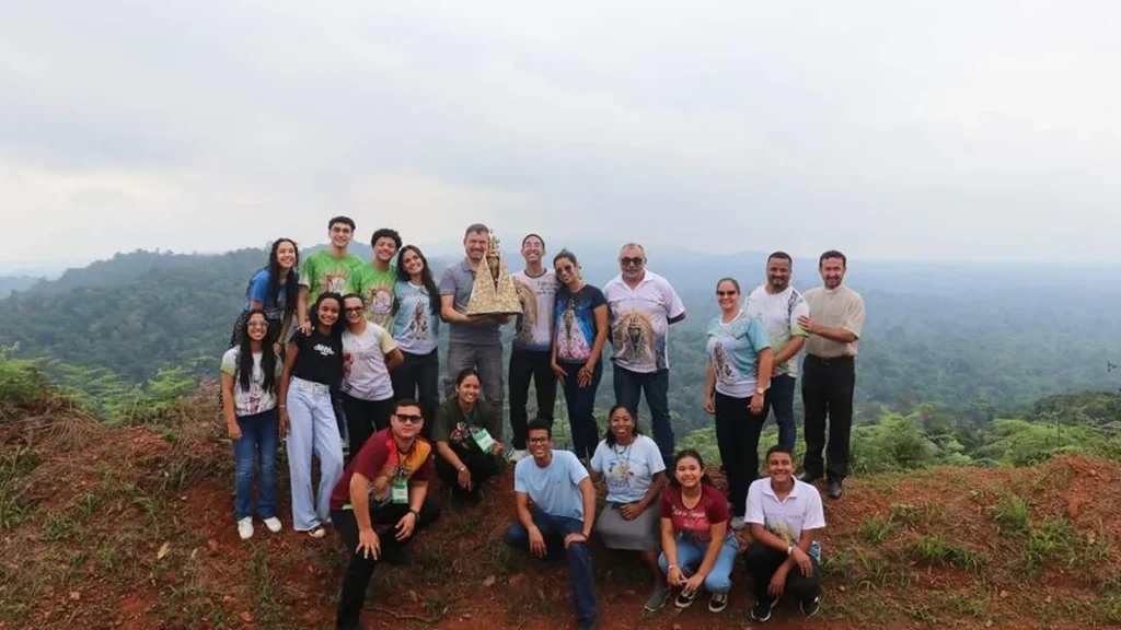 Imagem VI Missao Jovem na Amazonia do artigo Jovens visitam mais de 7 mil famílias em missão na Amazônia
