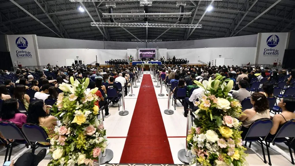 Imagem Formaturas DEZ2024 do artigo Colações de Grau no Centro de Eventos