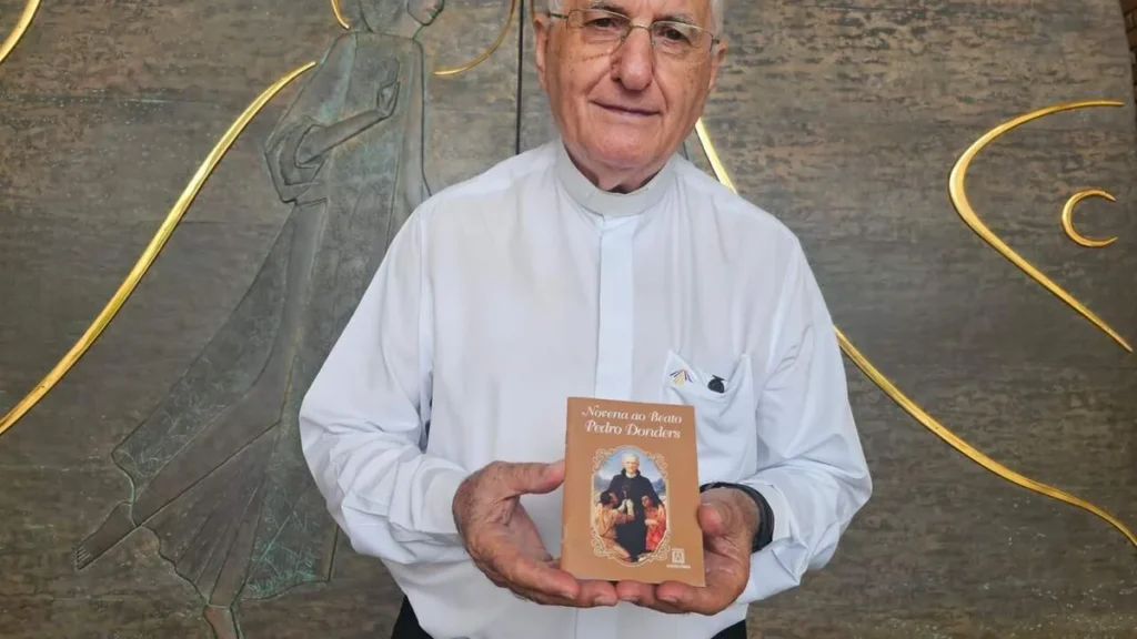Imagem Padre Alberto Livro Beato Donders do artigo Peça a intercessão do Beato Redentorista Pedro Donders